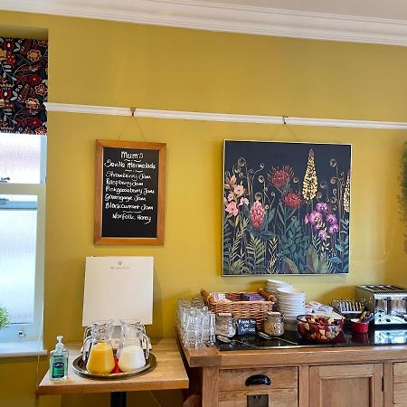 Holway House Bed & Breakfast Шерингам Екстериор снимка