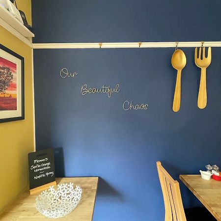 Holway House Bed & Breakfast Шерингам Екстериор снимка