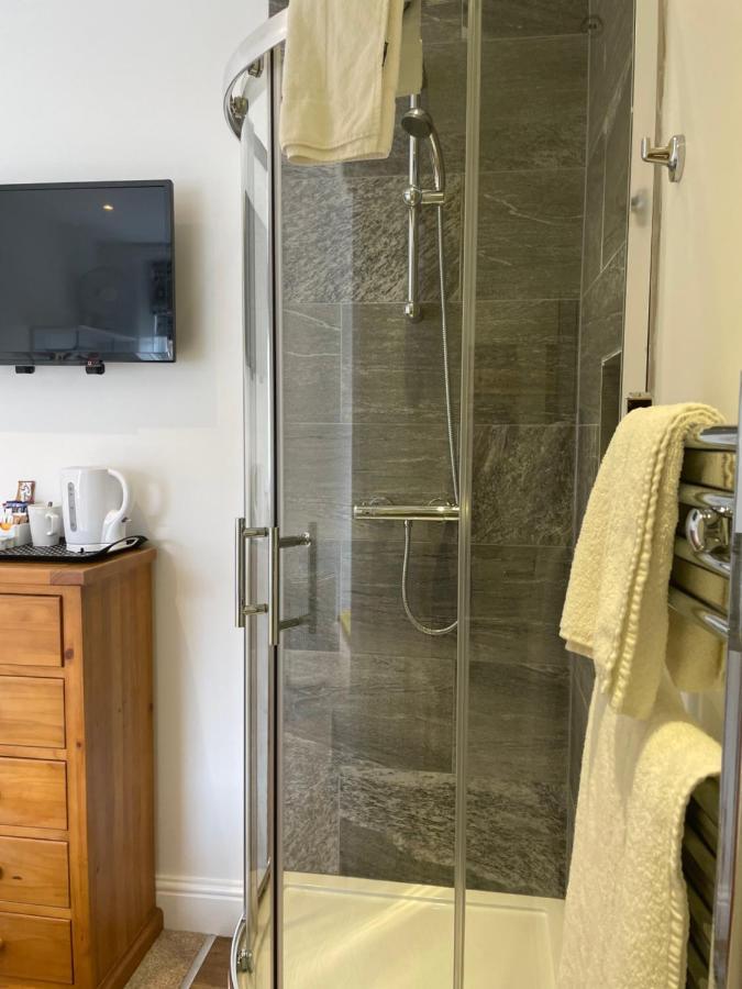 Holway House Bed & Breakfast Шерингам Екстериор снимка