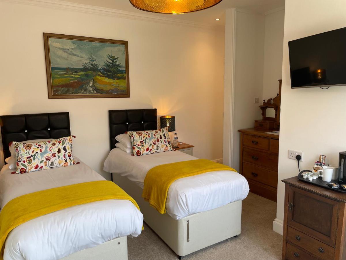Holway House Bed & Breakfast Шерингам Екстериор снимка