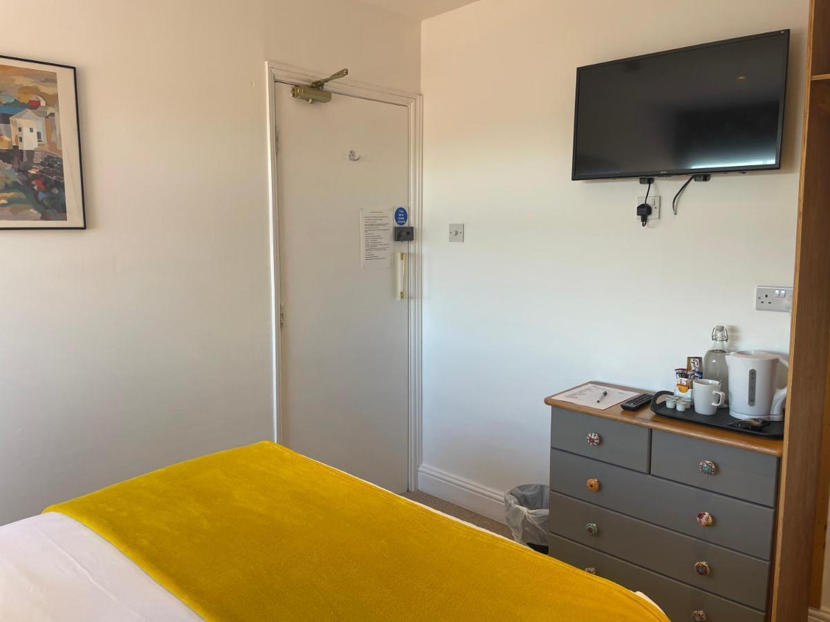 Holway House Bed & Breakfast Шерингам Екстериор снимка