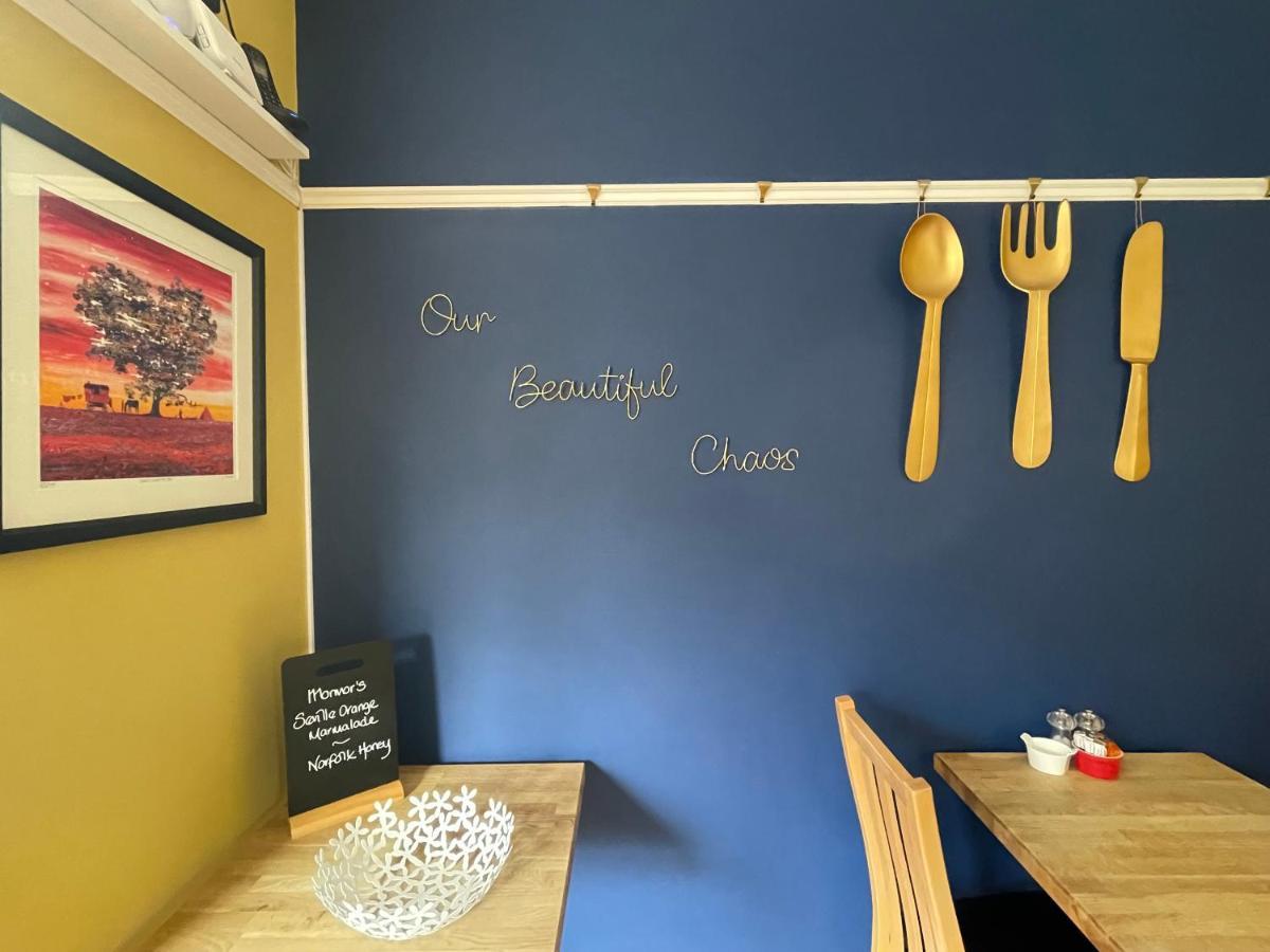 Holway House Bed & Breakfast Шерингам Екстериор снимка