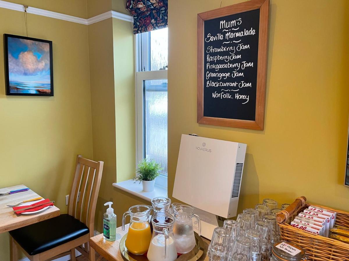 Holway House Bed & Breakfast Шерингам Екстериор снимка