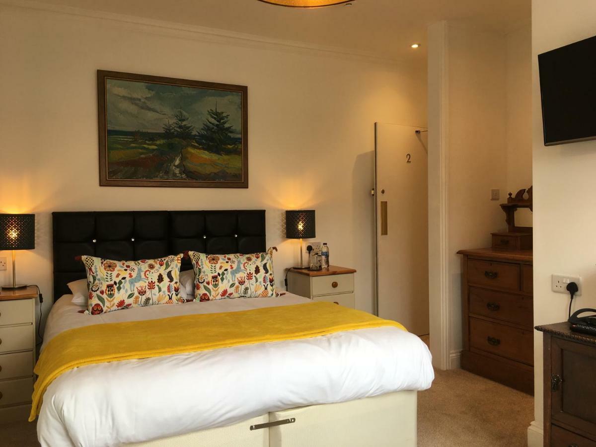 Holway House Bed & Breakfast Шерингам Екстериор снимка